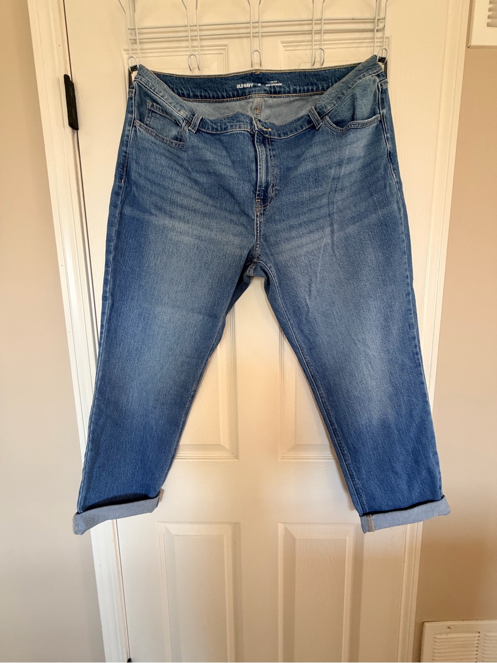 Old navy mid rise boyfriend jeans